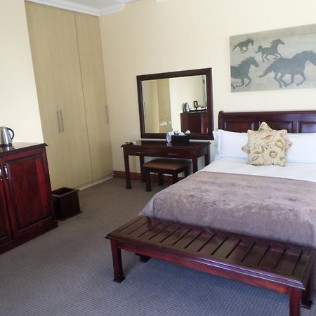 The Links Guest House Pretoria-Noord Zewnętrze zdjęcie